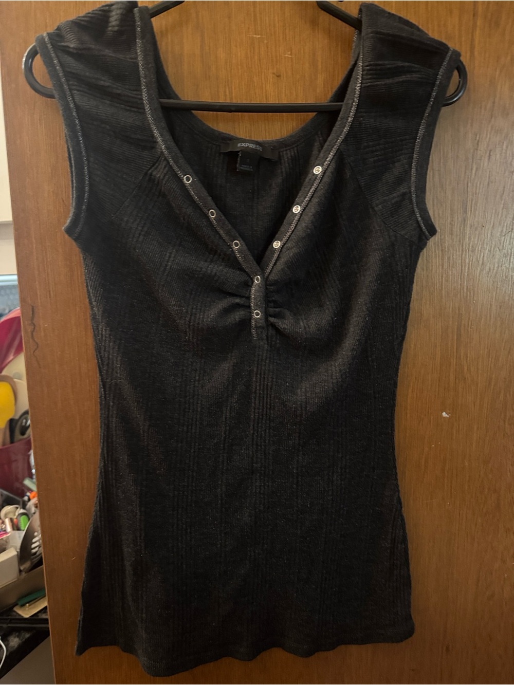 Express Black Ribbed Snap-Front Sleeveless Top